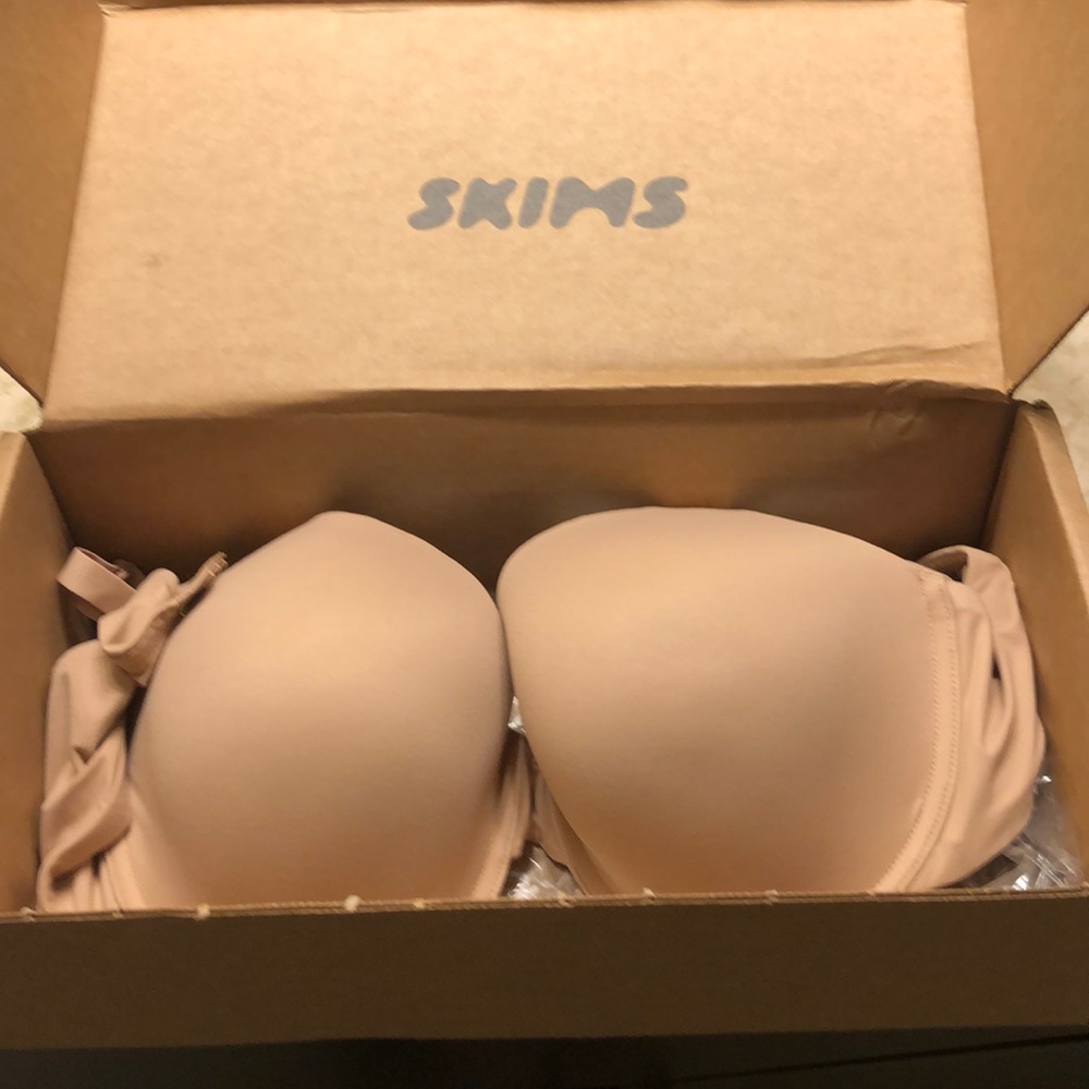 Skims!  Brand new with tags.  Color clay